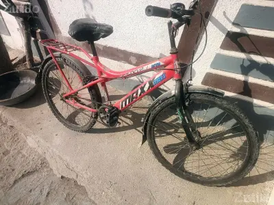 Red Bicycle for Daily Use in Good Condition Red Bicycle for Daily Use in Good Condition