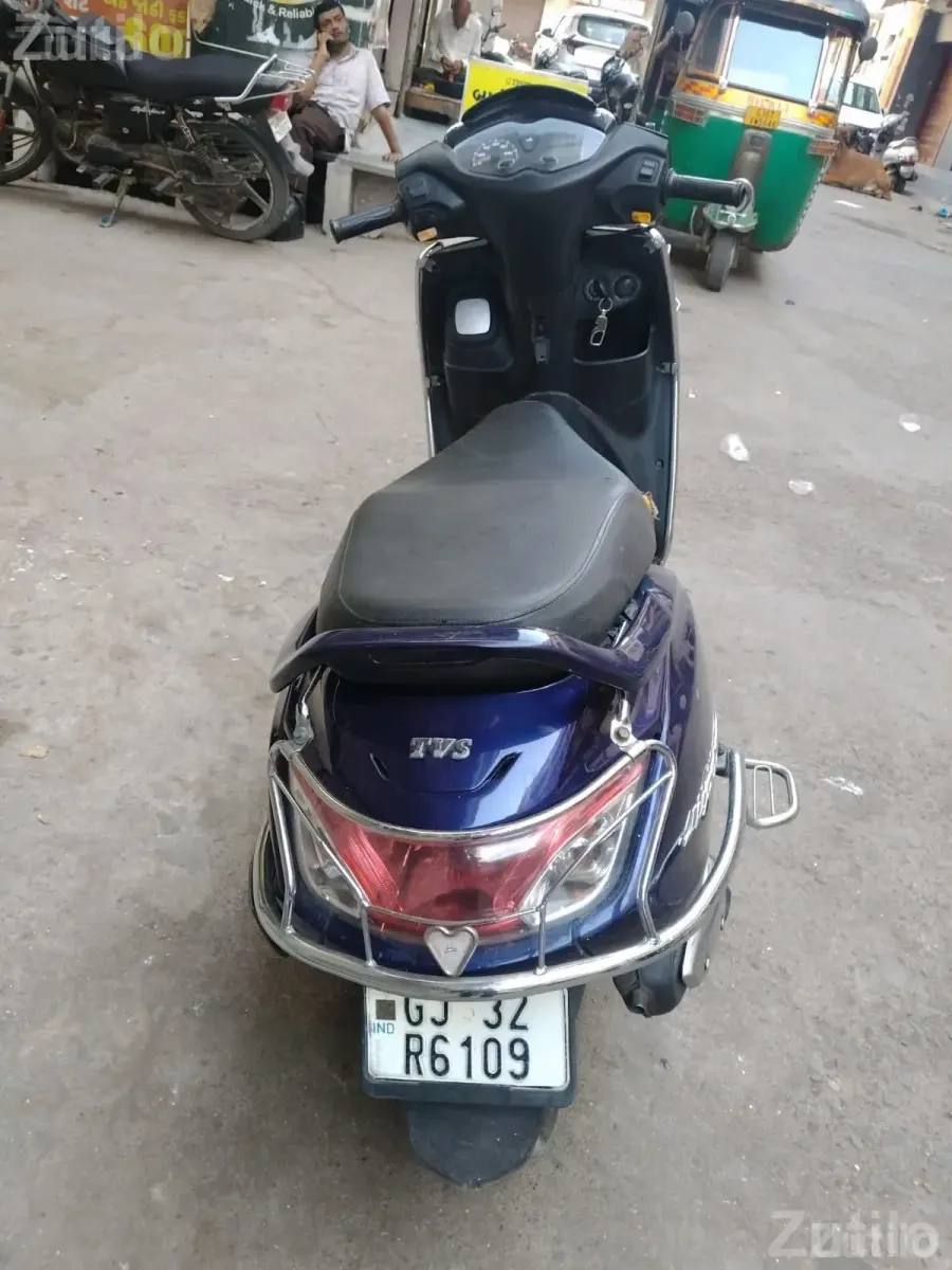 TVS Jupiter Scooter 2022/2023 Model - બાઇક્સ - જુનાગઢ - Image 4