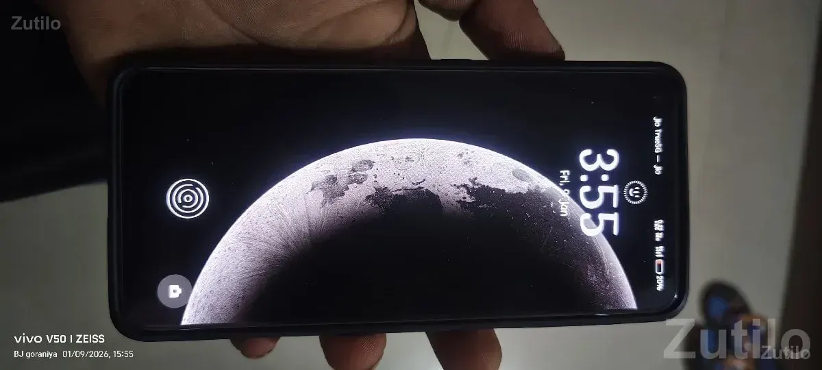 Oppo Reno 8 5G Shimmering Gold Back - મોબાઇલ ફોન - કલ્યાણપુર - Image 2