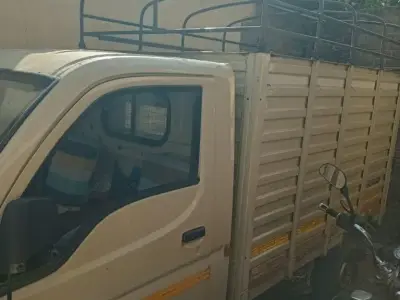2014 Chhota Hathi Goods Carrier Truck 2014 Chhota Hathi Goods Carrier Truck