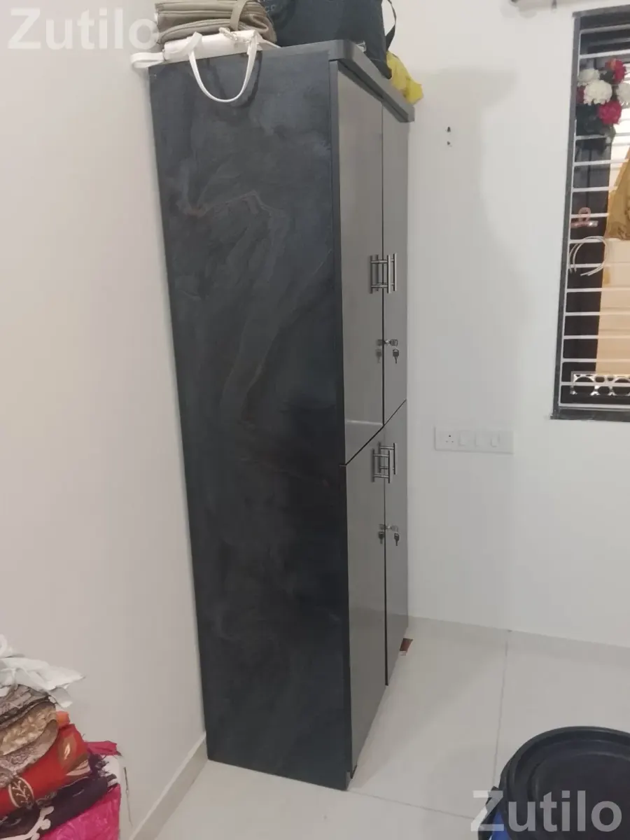 Wooden cupboard - વોર્ડરોબ, કબાટ અને સ્ટોરેજ - વડોદરા શહેર - Image 3
