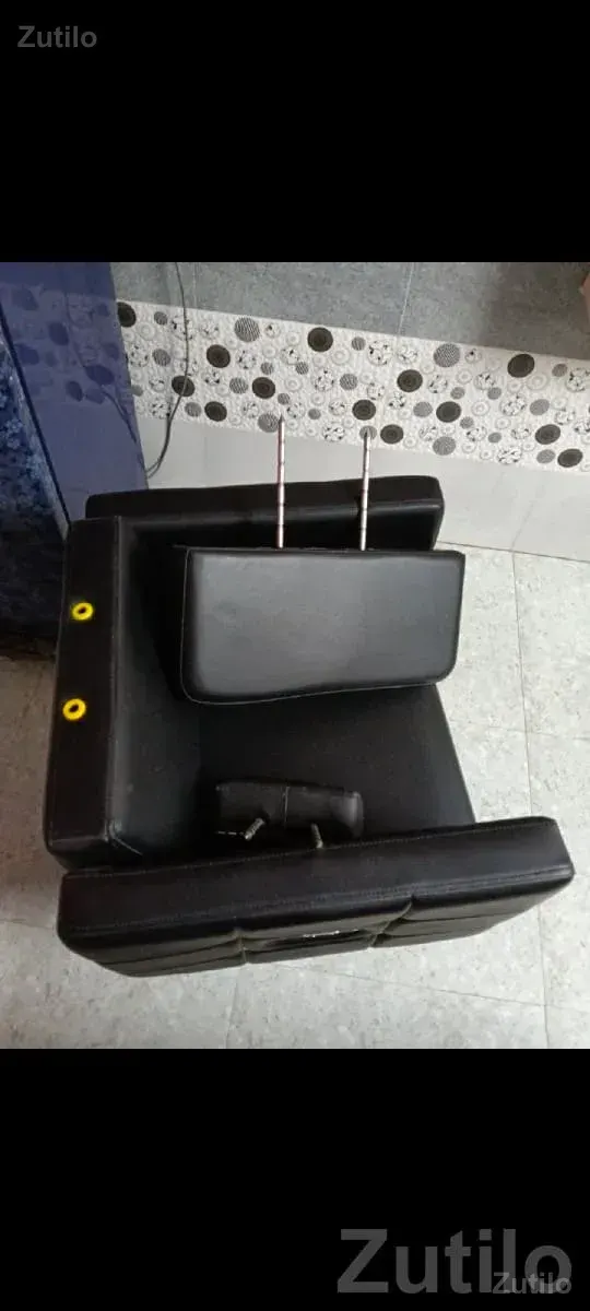 Salon Chair With Wax Heater and Hair Tools - Office Furniture - Ranavav - Image 2
