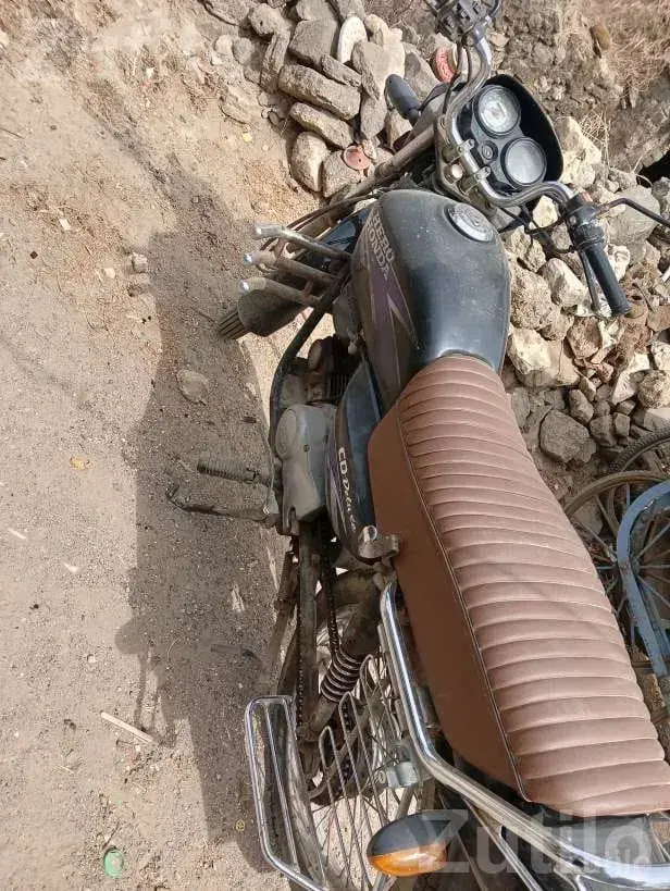 Honda CD Deluxe 2000 Model, Second Owner - બાઇક્સ - ગોંડલ - Image 2