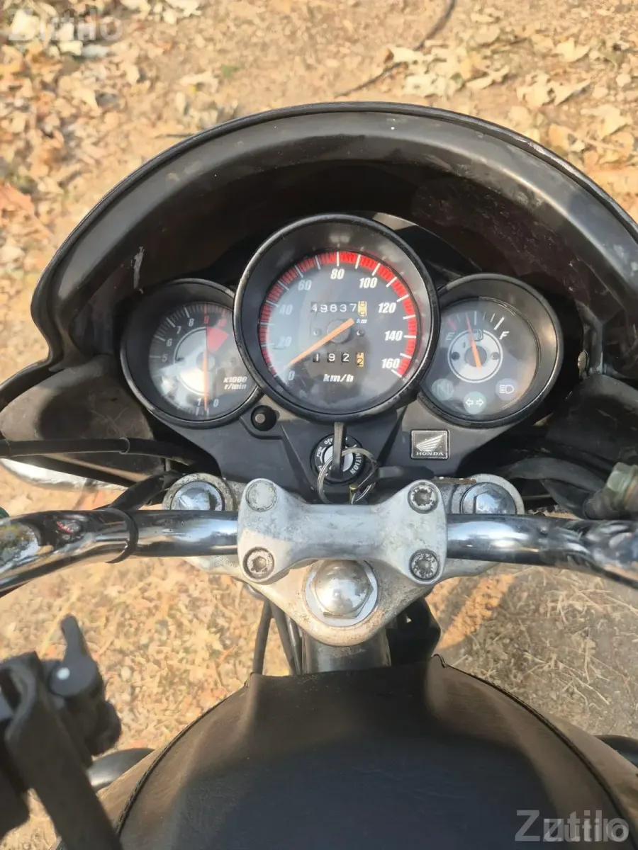 Honda Unicorn 150 2017 Bike - બાઇક્સ - ગાંધીનગર શહેર - Image 2