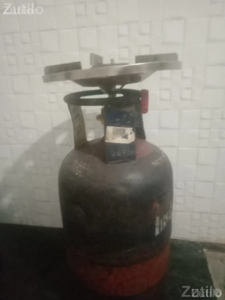 Gas Batla 5 kg  With Cooking Stand - ગીઝર / પાણી હીટર - અમદાવાદ શહેર - Image 3