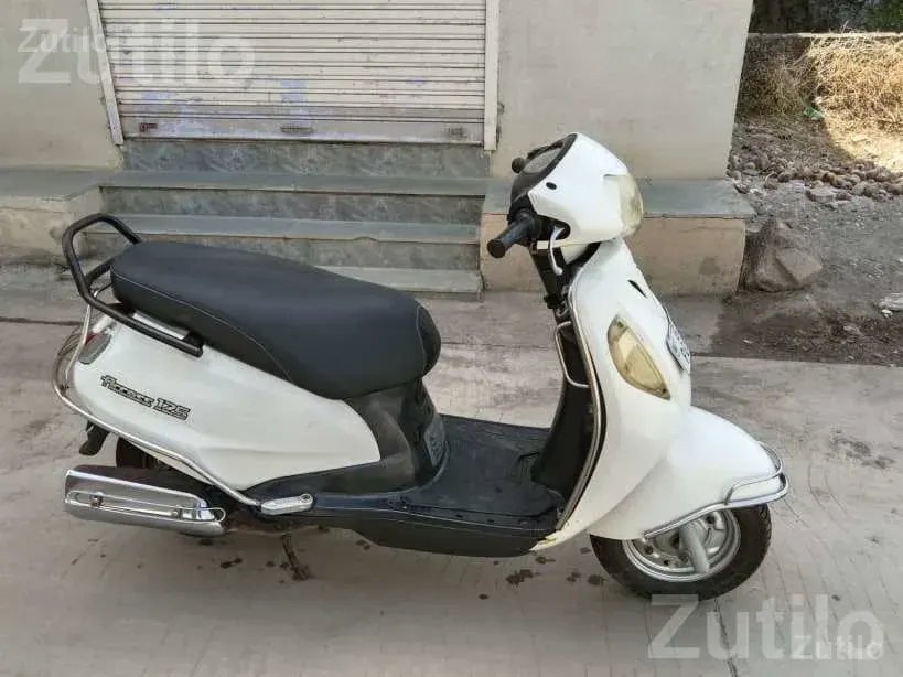 Suzuki Access 125 2012 Scooter - બાઇક્સ - વેરાવળ - Image 5
