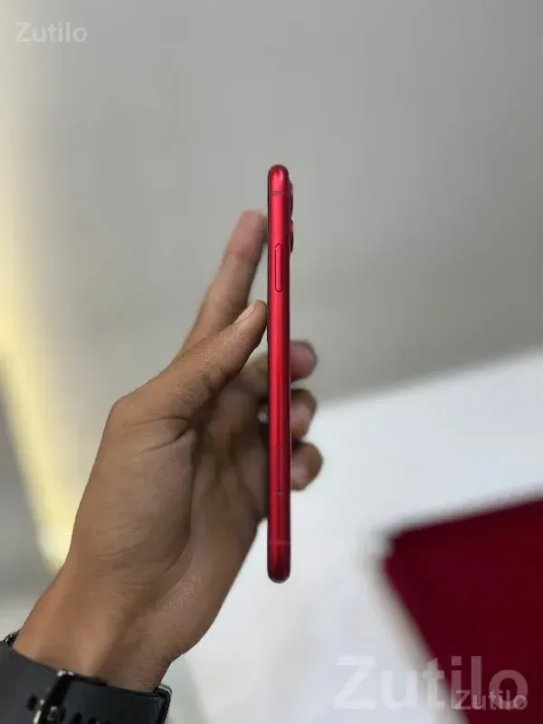 Apple iPhone 11 Red – Dual Camera - મોબાઇલ ફોન - રાજકોટ શહેર - Image 2