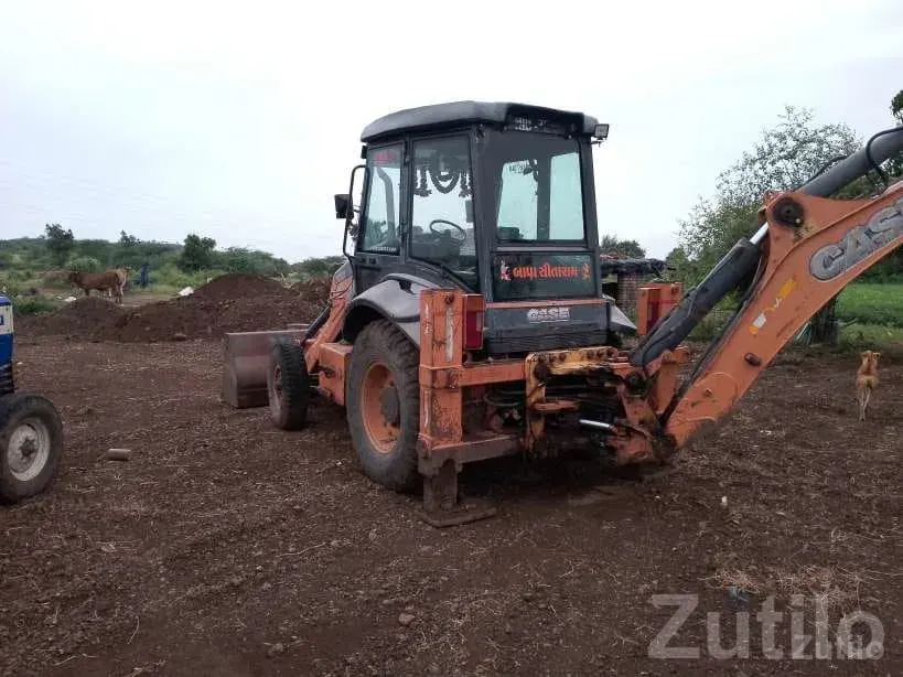 2013 CASE Backhoe Loader with Original Paint - બાંધકામના વાહનો - જસદણ - Image 3