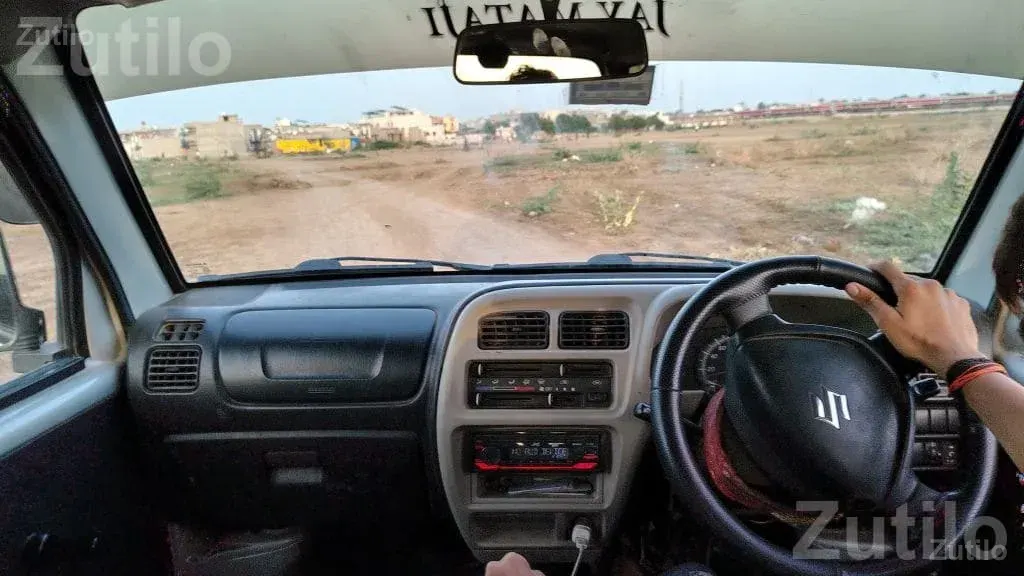 2022 Maruti Suzuki Eeco Van, 1 Owner - Vans - Bhavnagar City - Image 3