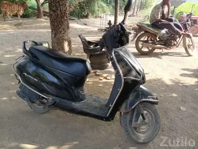 Used Honda Activa 2011 Black Scooter Used Honda Activa 2011 Black Scooter