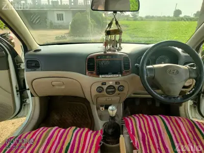 Hyundai Verna 2011 with Insurance and 2 Keys Hyundai Verna 2011 with Insurance and 2 Keys
