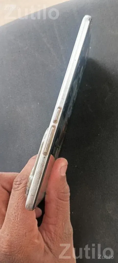 Vivo V50e 5G 8GB+8GB RAM 128GB - Mobile Phones - Wankaner - Image 2