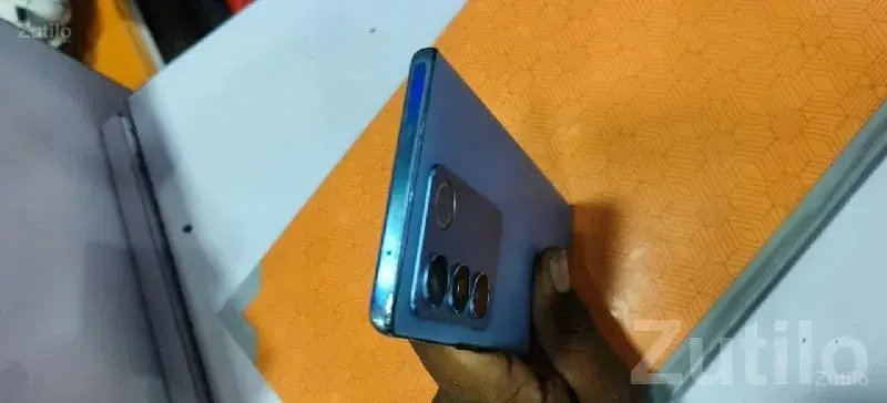 vivo V27 Slim Blue Smartphone - મોબાઇલ ફોન - માંગ્રોળ - Image 3