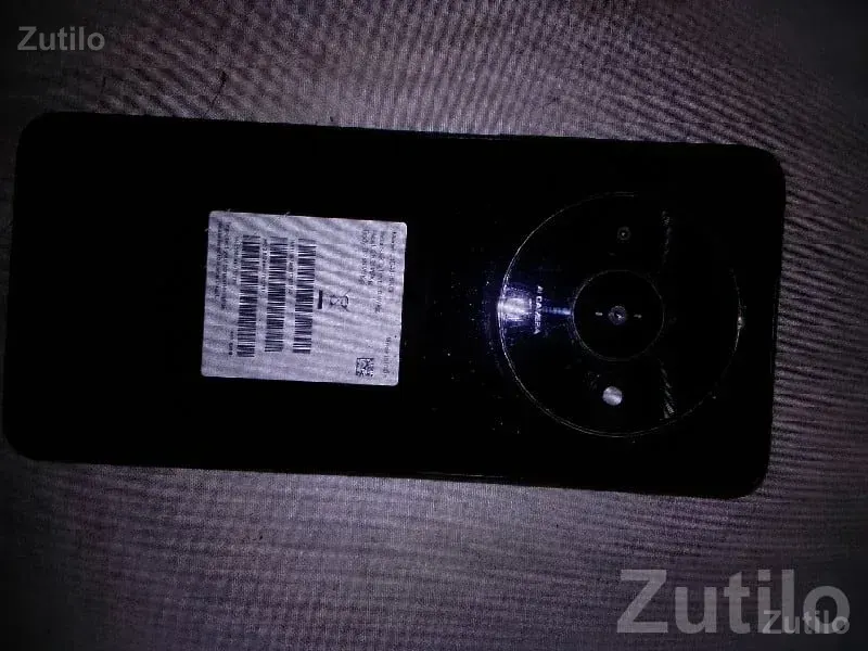 Used Black Touchscreen Smartphone - મોબાઇલ ફોન - ભેસાણ - Image 2