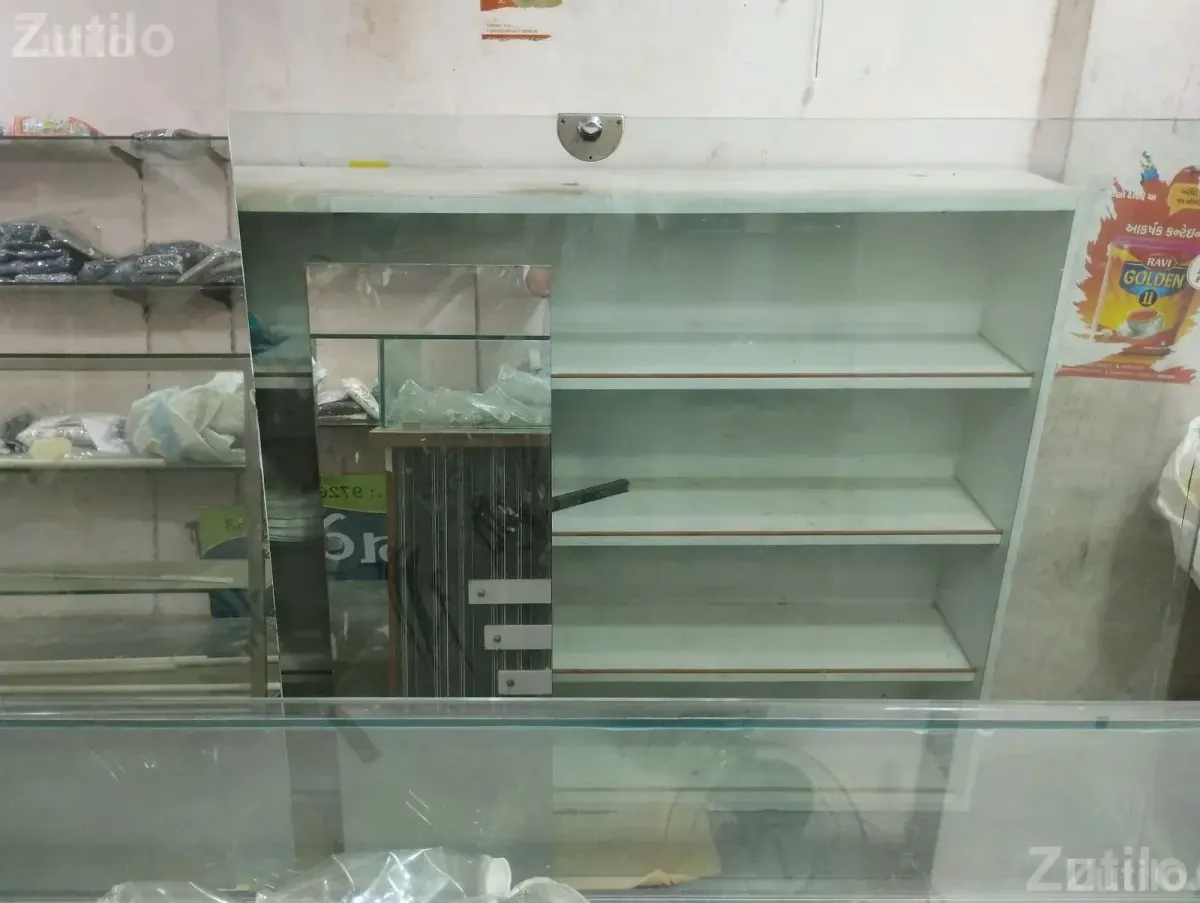 3 Wooden Showroom Display Shelf Set - ઓફિસ ફર્નિચર - ગોંડલ - Image 3