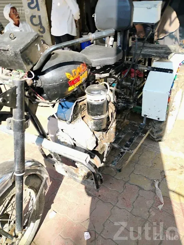 Used 3-Year-Old Utility Loader Vehicle - ભાડે વાહનો - કોડીનાર - Image 2