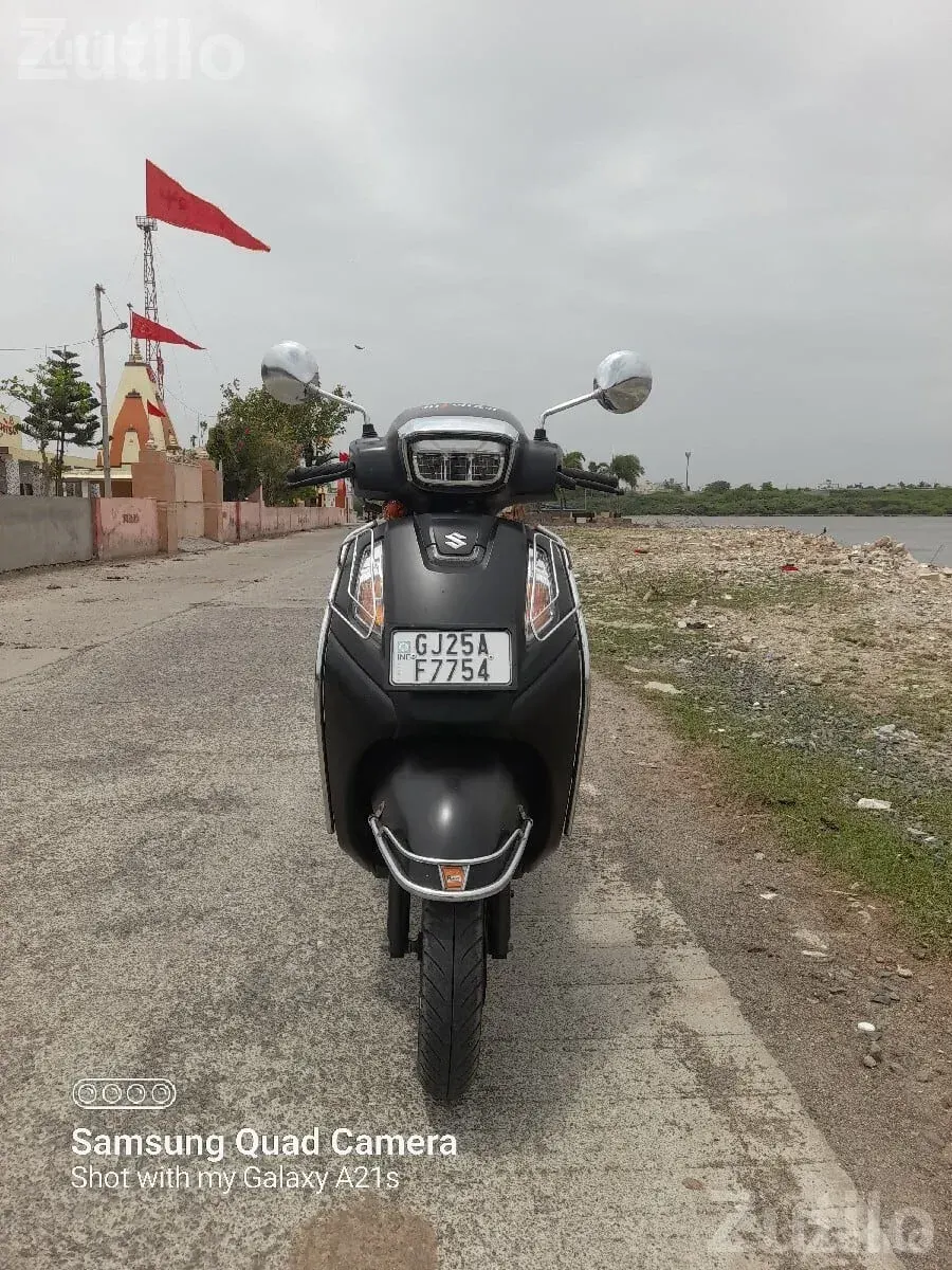 2025 Suzuki Access Top Model Scooter - બાઇક્સ - પોરબંદર - Image 2