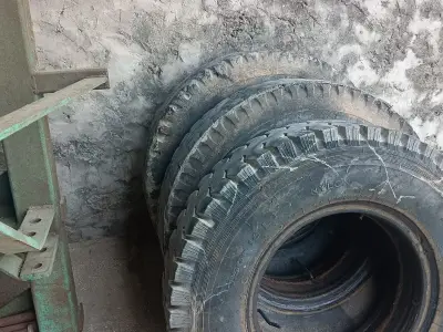 7.50-16 Tyres Set for Vehicle 7.50-16 Tyres Set for Vehicle