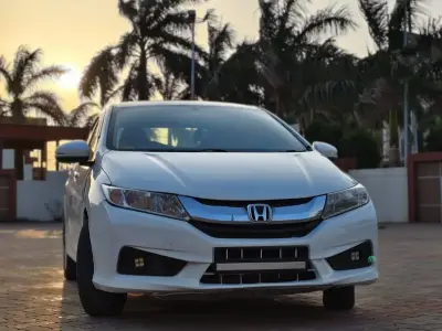 Honda city top model sunroof