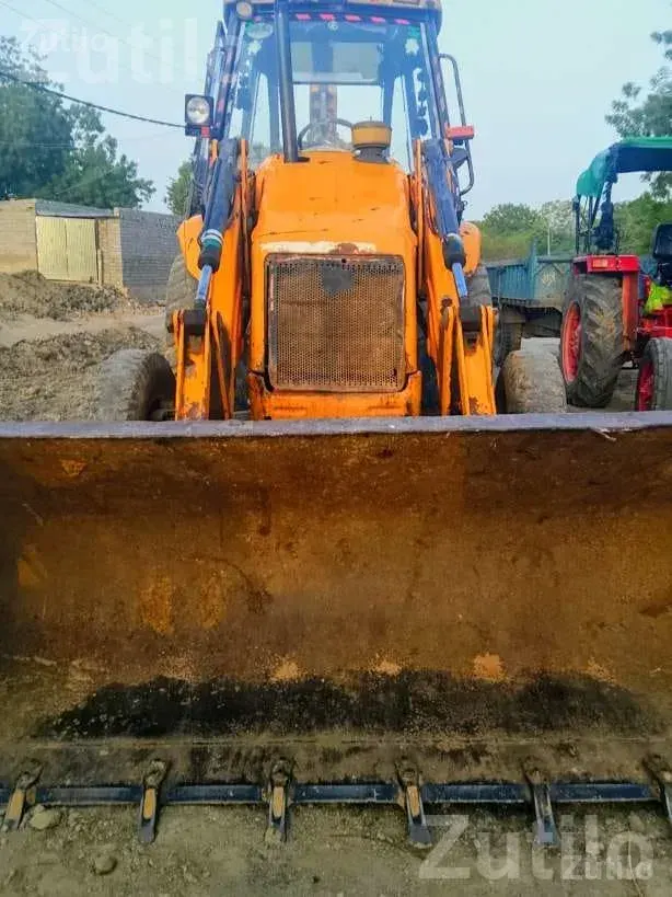 JCB 3DX Backhoe Loader 2010 Model - Construction Vehicles - Palanpur - Image 3