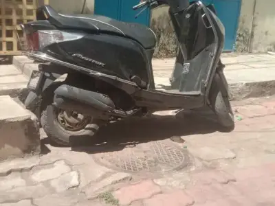 Honda Aviator Scooter with New Battery Honda Aviator Scooter with New Battery