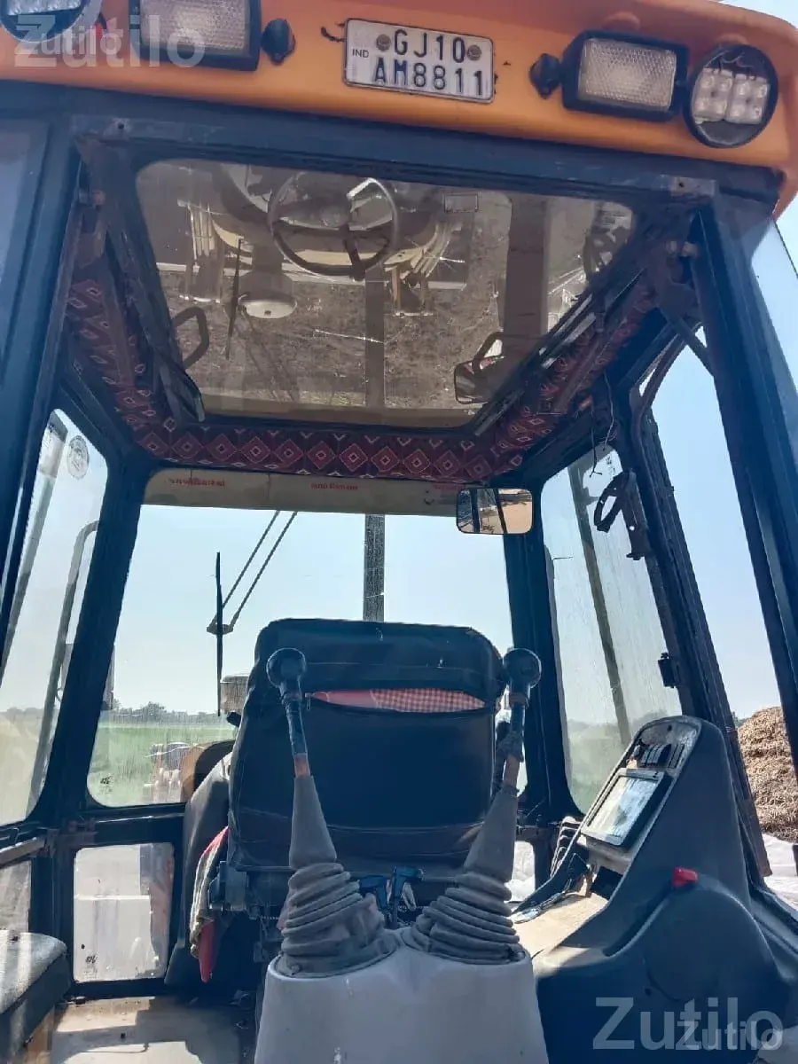 JCB 3DX Backhoe Loader 2012 Model - Construction Vehicles - Kalyanpur - Image 2