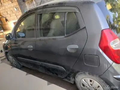 ફોરવીલ વેચવાની છે. ફોરવીલ વેચવાની છે.