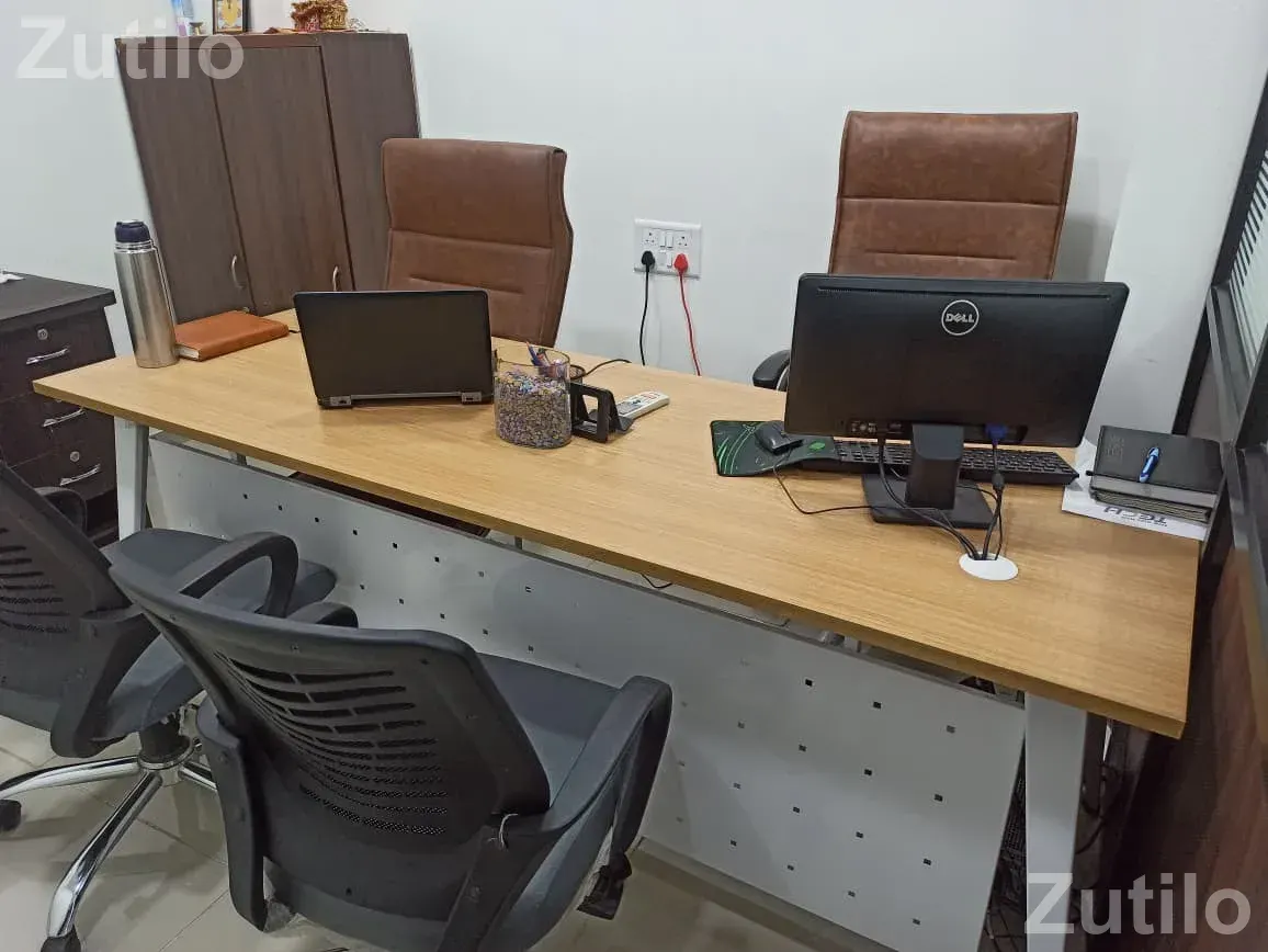 Office Employee and Boss Table - Desks, Office & Commercial Furniture - Ahmedabad City - Image 4
