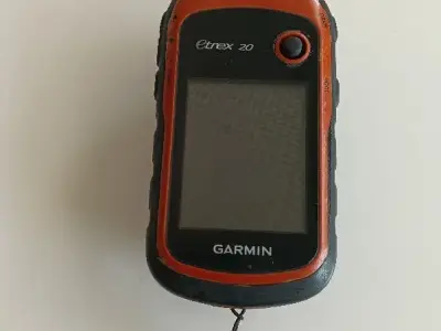 Garmin eTrex 20 Handheld GPS Navigator Garmin eTrex 20 Handheld GPS Navigator
