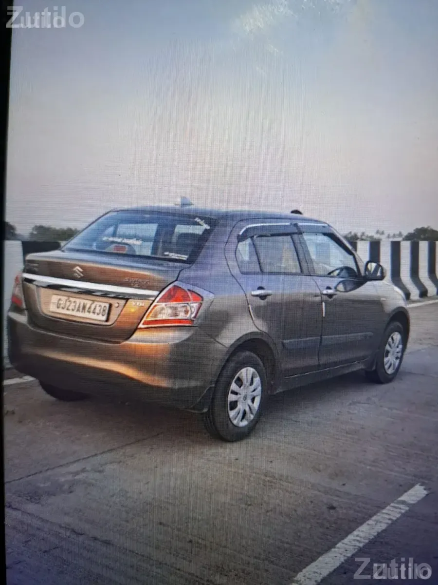 2015 Maruti Suzuki Dzire VDI Grey - કાર - ભાવનગર શહેર - Image 2