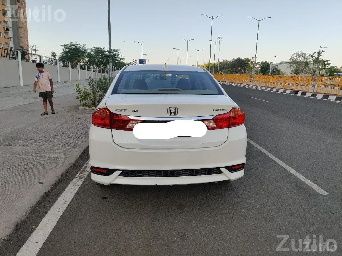 2017 Honda City Diesel Sedan - Cars - Rajkot City - Image 3