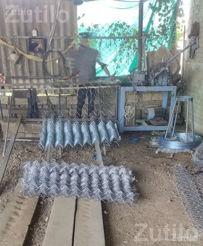 Iron Wire Mesh Making Machine - Machinery - Talaja - Image 2
