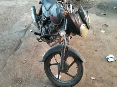 Bajaj Discover 2012 Single Owner Bike Bajaj Discover 2012 Single Owner Bike