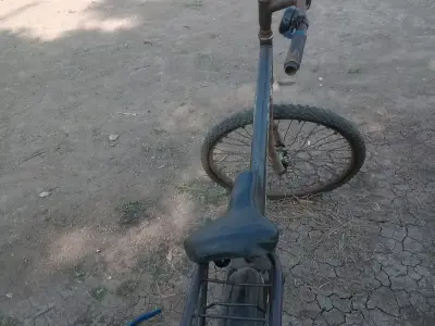 Used Road Bicycle with Rear Carrier Used Road Bicycle with Rear Carrier