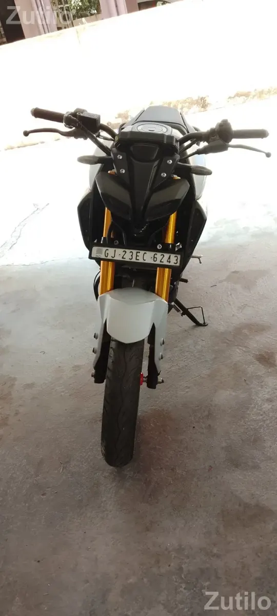 Yamaha showroom condition - બાઇક્સ - વડોદરા શહેર - Image 4