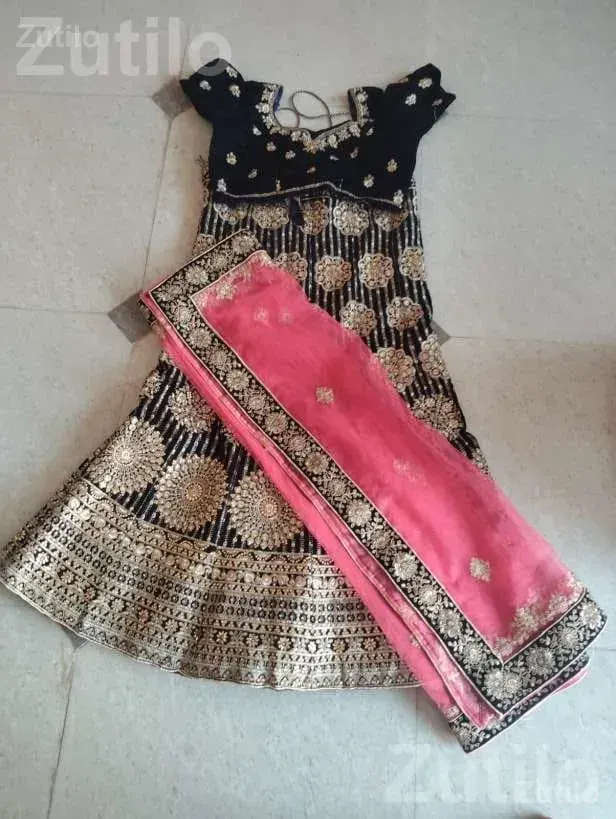 Velvet Choli Lehenga Set with Heavy Work - પરંપરાગત વસ્ત્રો - અંજાર - Image 4
