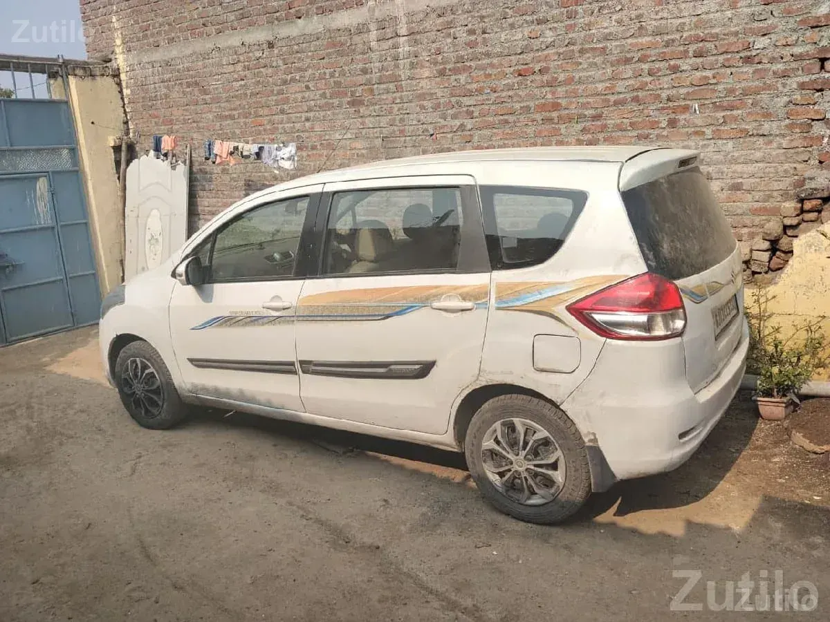 White Maruti Suzuki Ertiga MPV for Sale - Cars - Lathi - Image 3