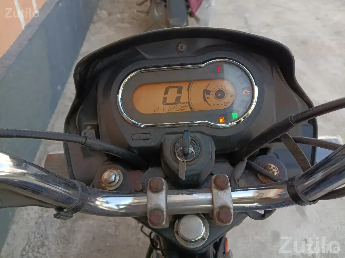 Hero Splendor Plus Used Bike for Sale - Bikes - Bhanvad - Image 3