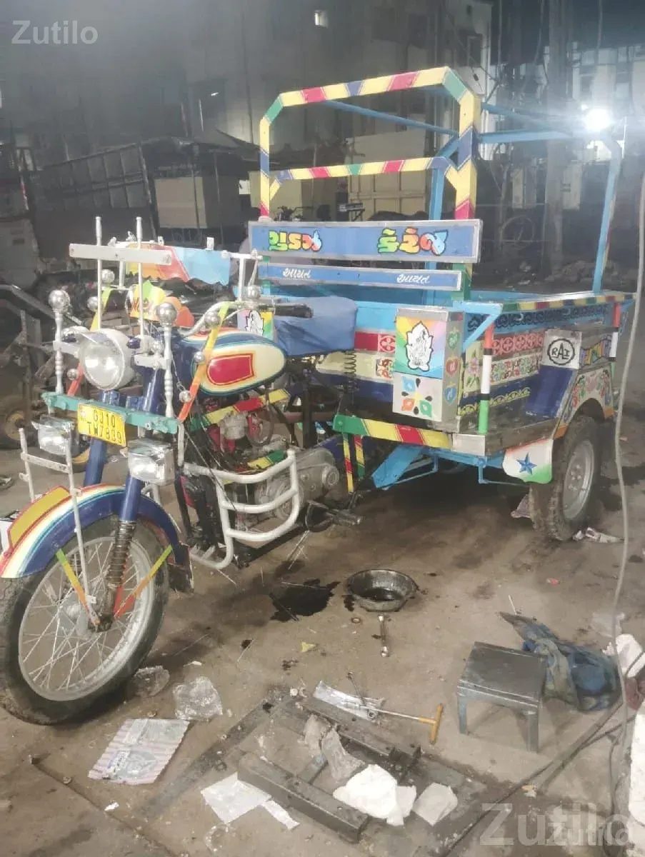 Jay Ambe 8.5 HP Cargo Rickshaw 2017 - Auto Rickshaws - Bhanvad - Image 2