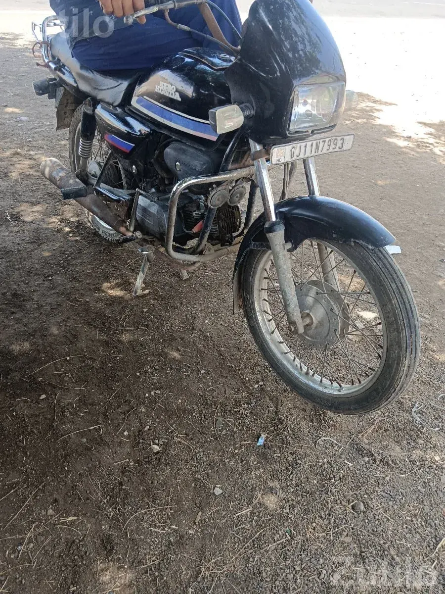 2003 Splendor Motorcycle for Sale - Bikes - Bhanvad - Image 3