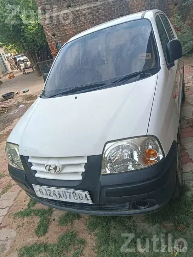 Hyundai Santro 2011-12 Model White Car - Cars - Patan City - Image 2