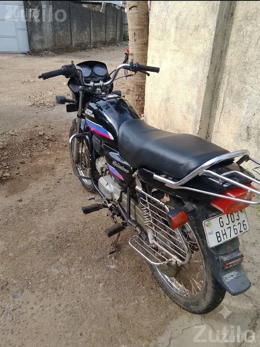 Hero Honda Splendor Plus 2006 Bike - બાઇક્સ - જુનાગઢ - Image 3