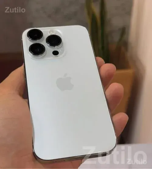 White iPhone Pro Triple Camera Phone - મોબાઇલ ફોન - રાજકોટ શહેર - Image 1