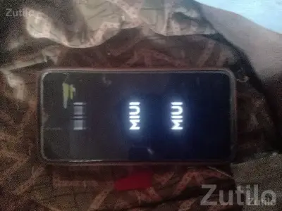 Redmi 8 Smartphone With Faulty Display Redmi 8 Smartphone With Faulty Display