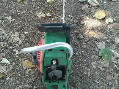 Used Wood Cutting Chainsaw Machine Used Wood Cutting Chainsaw Machine