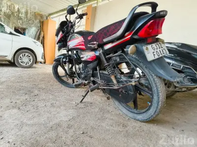 Hero HF Deluxe 2017 Bike 40,000 km Hero HF Deluxe 2017 Bike 40,000 km