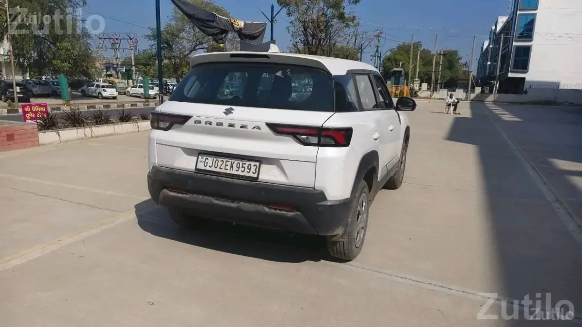 Maruti Suzuki Brezza Petrol Car for Sale - Cars - Visnagar - Image 5