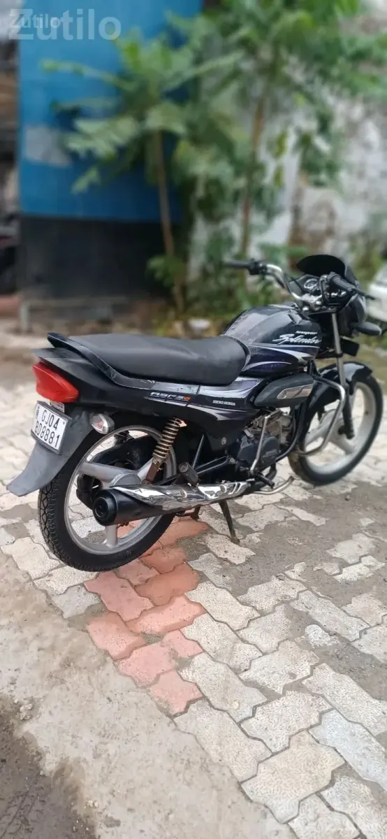 Hero Super Splendor 2011 Self Start Bike - બાઇક્સ - સાવરકુંડલા - Image 5