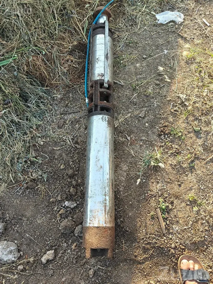 Used Submersible Borewell Water Pump Motor - પમ્પ અને મોટર્સ - રણાવાવ - Image 2