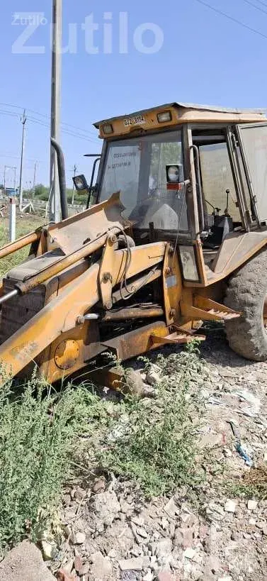 JCB Backhoe Loader 2004 Model for Scrap - Construction Vehicles - Kadi - Image 4